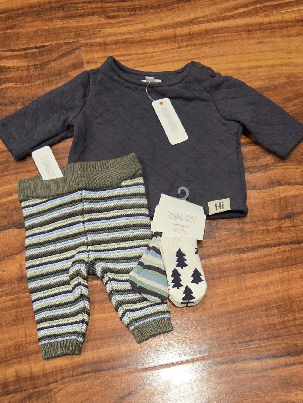 Gymboree NWT Newborn Black Quilted Sweatshirt, Striped Sweater Pants and Socks